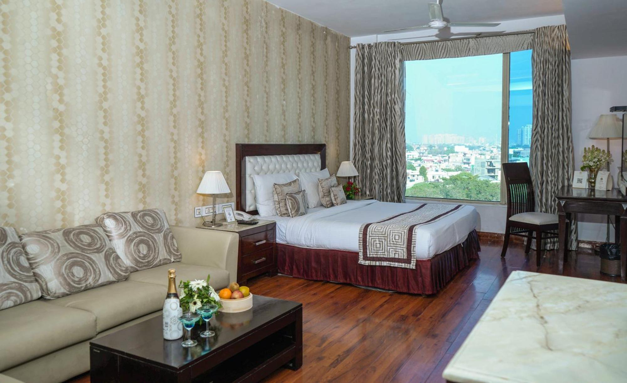 Treehouse Queens Pearl Gurgaon Luaran gambar