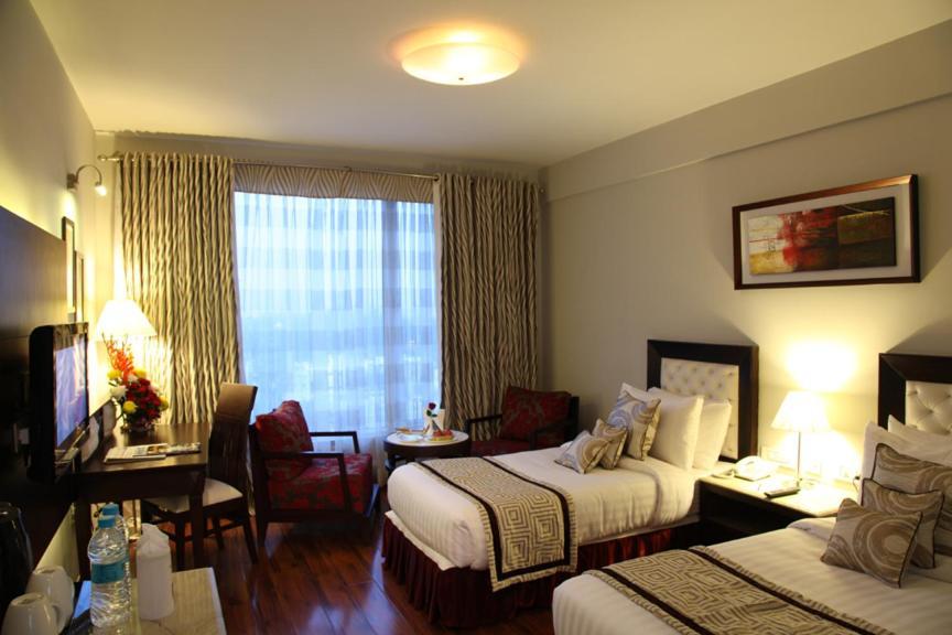 Treehouse Queens Pearl Gurgaon Luaran gambar