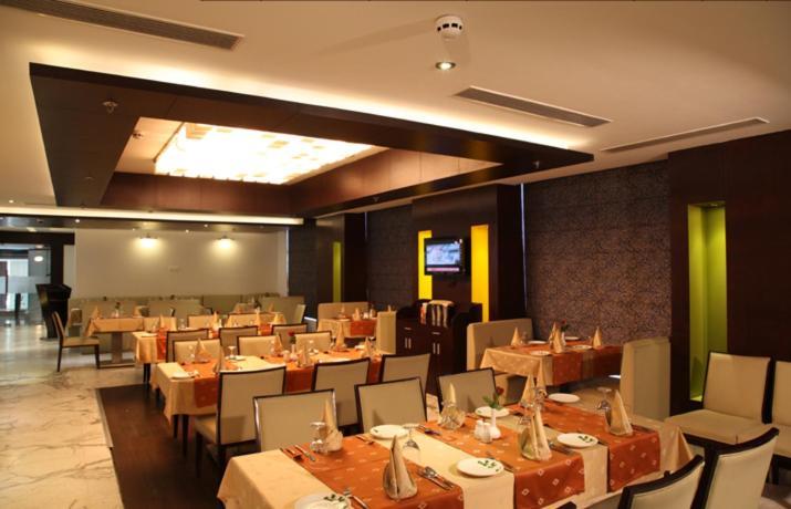 Treehouse Queens Pearl Gurgaon Luaran gambar